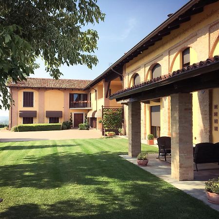 Bed and Breakfast Cascina Cortine à Guarene Extérieur photo