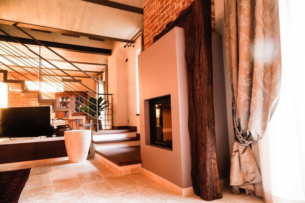 Bed and Breakfast Cascina Cortine à Guarene Extérieur photo